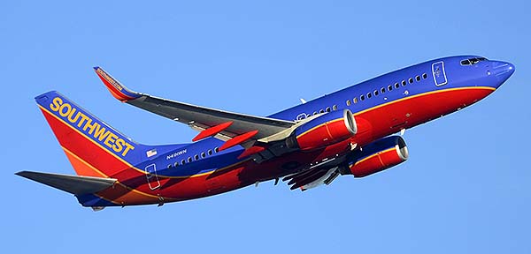Southwest Boeing 737-7H4 N491WN, Phoenix Sky Harbor, December 22, 2014